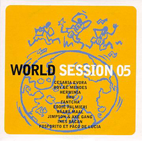  WORLD session 05 cap vert	/ Artistes Varis   